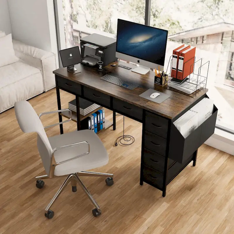 Bureau informatique avec station d'alimentation, supports double écran et tiroirs de rangement