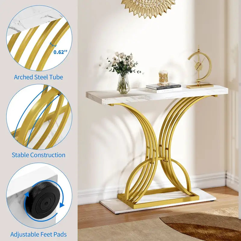Console moderne effet marbre avec piètement en métal doré pour entrée et salon